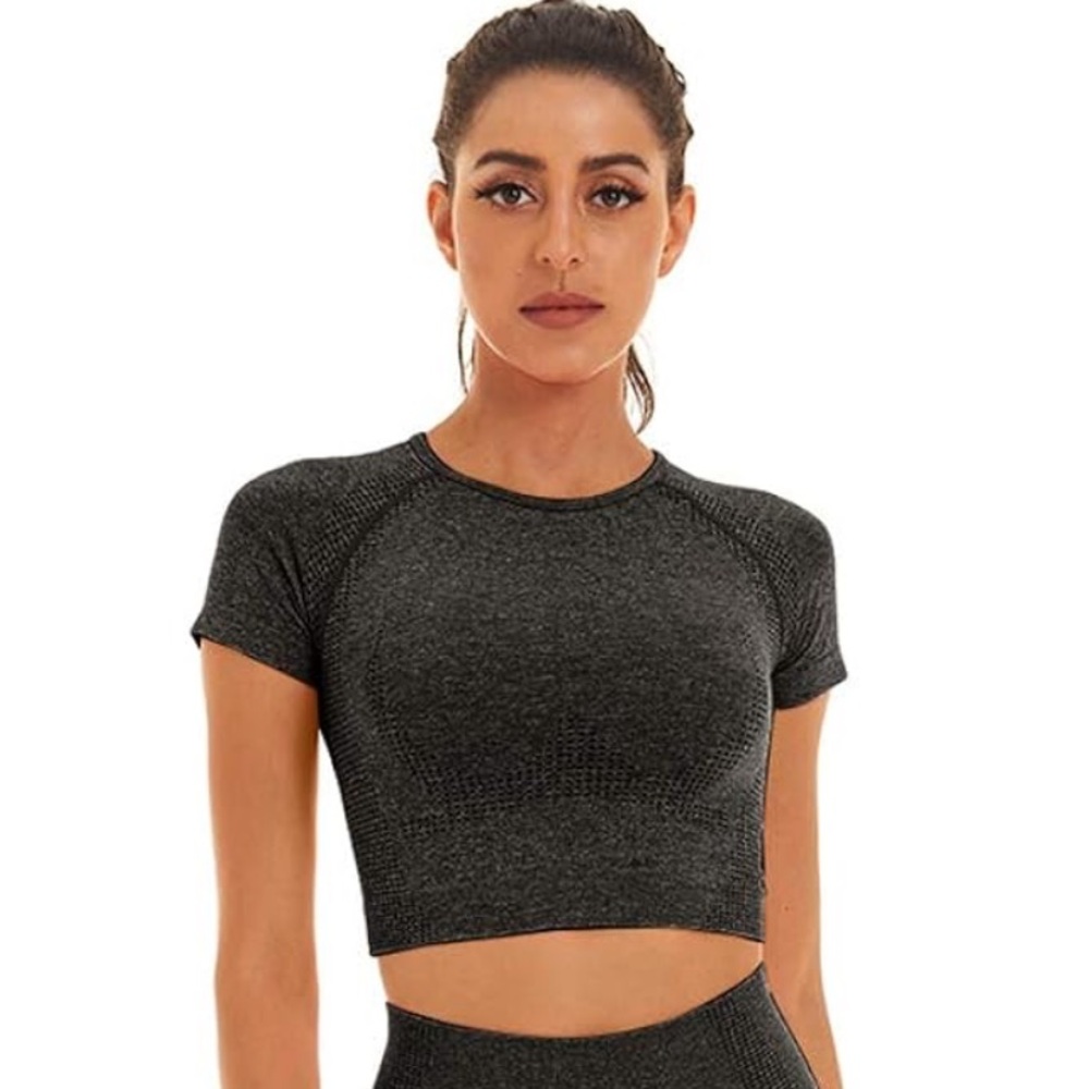 Short Sleeve Amazon Cropped Workout Top